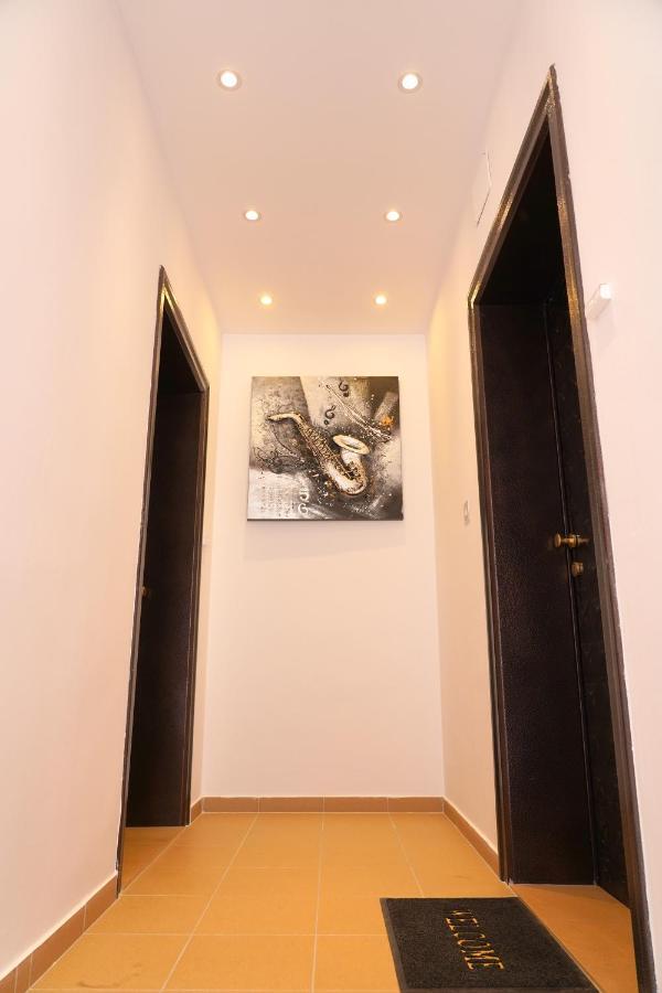 Shushi'S 1 Bedroom Central Apartment Plovdiv Esterno foto