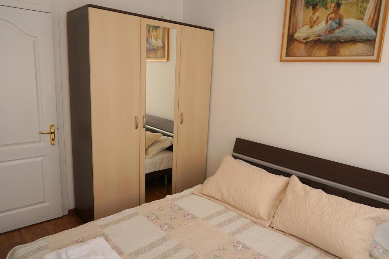 Shushi'S 1 Bedroom Central Apartment Plovdiv Esterno foto